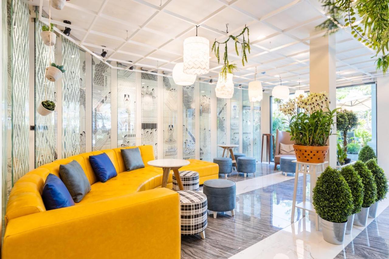 Ozone Hotel Samyan Bangkok Exterior photo